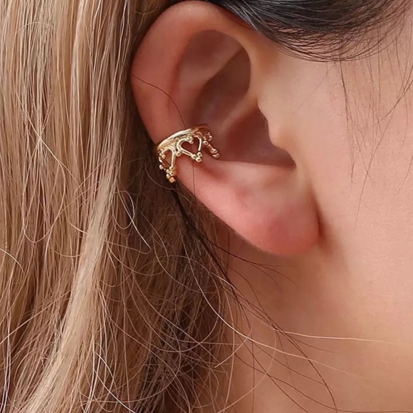 “The Cinderella” Crown Ear Cuff Earring Gold Tone - Picture 7 of 7
